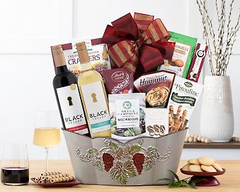 Black Cellar Red and White Duet Gift Basket